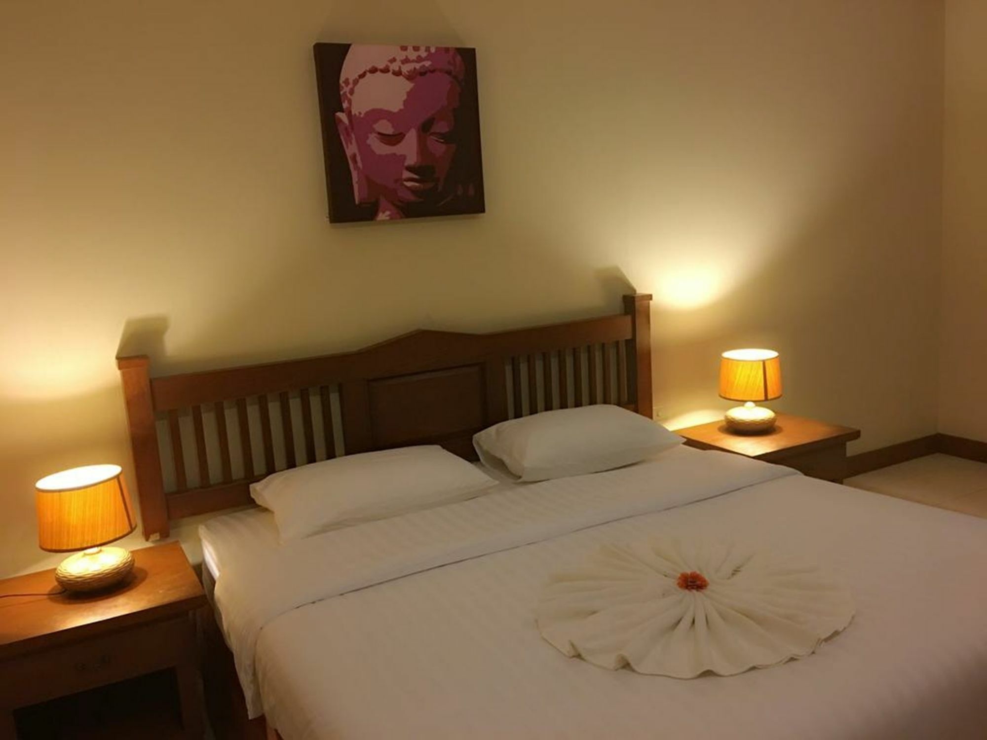 Same Same Guesthouse Patong Eksteriør bilde